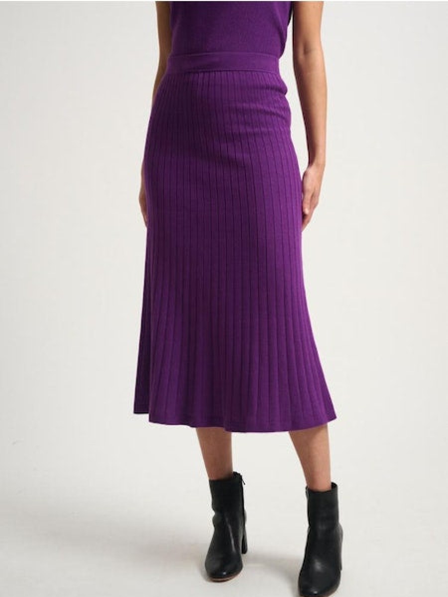 Clothing WHITE AND WARREN | Ribbed A-Line Skirt In Deep Verbena